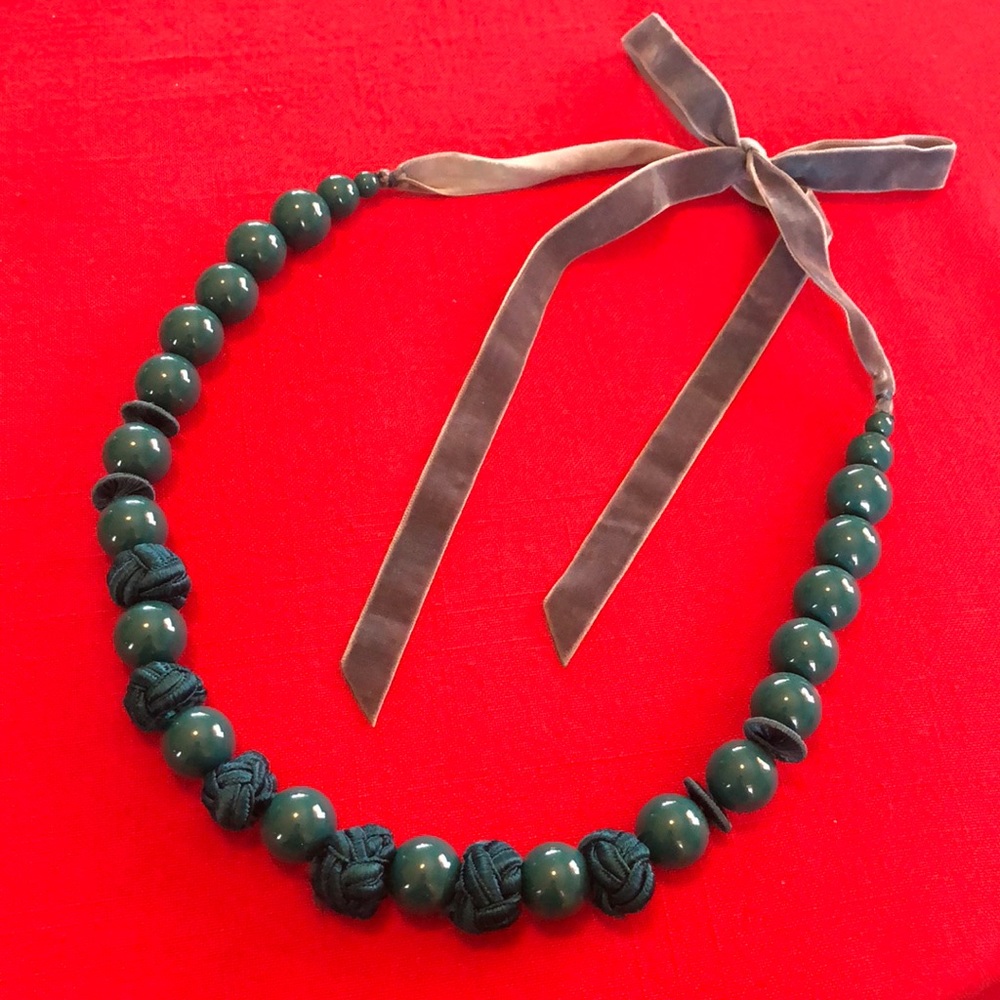 Sea-foam Color Necklace